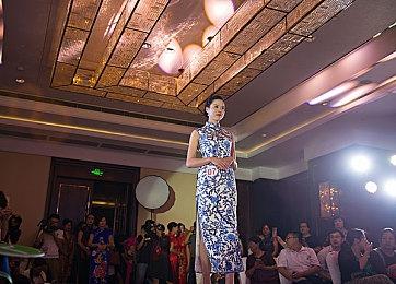 技惊四座 玩家自制第一人称射击版《精灵宝可梦》演示